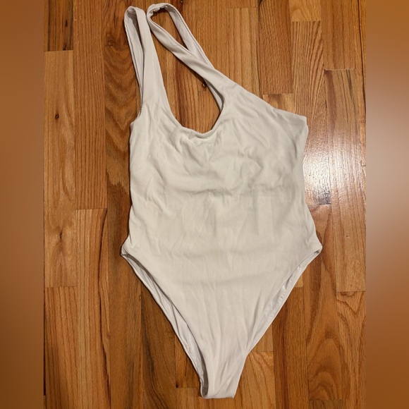 l*space Other - White One Piece Swimsuit